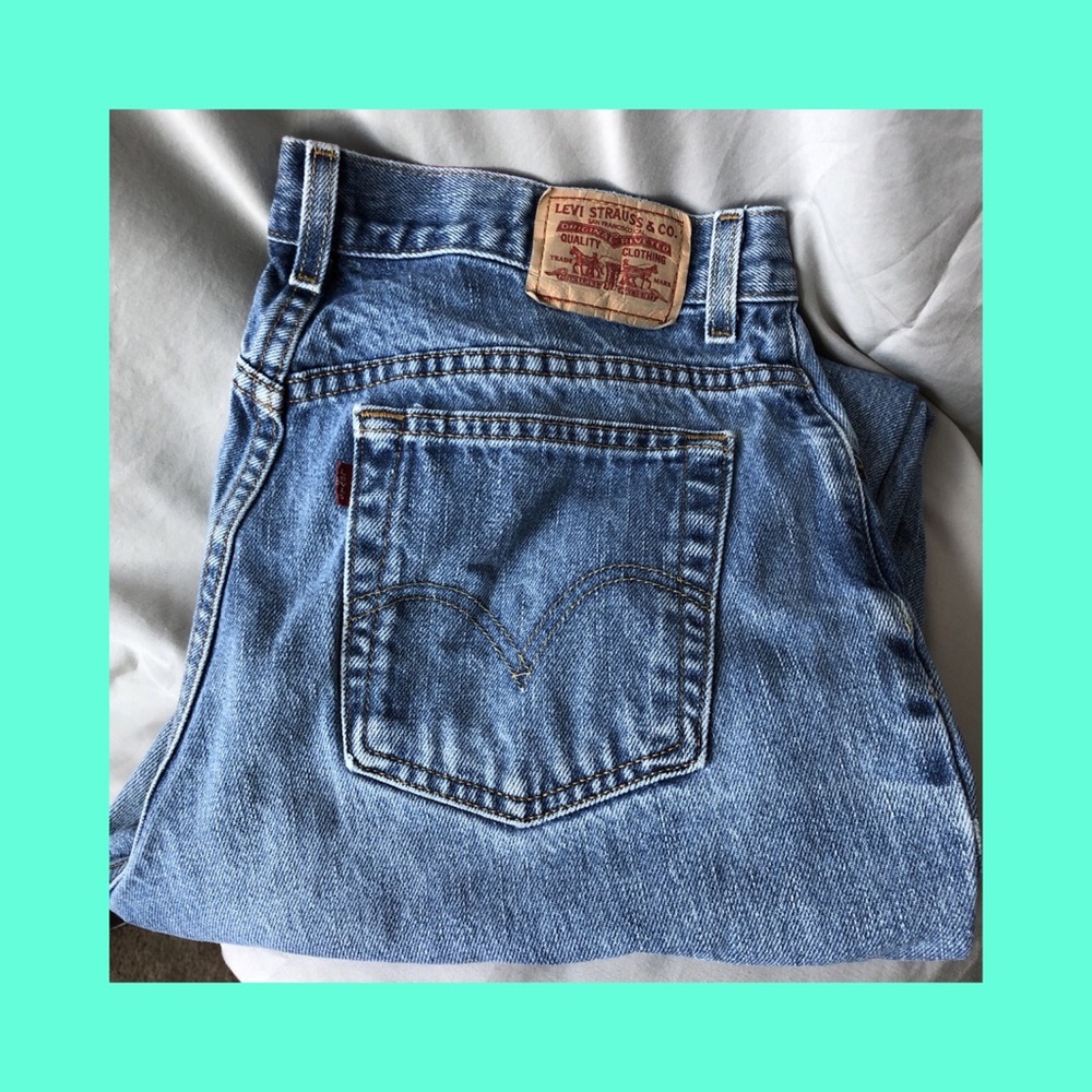 Vintage Levi’s 550 relaxed and tapered jeans